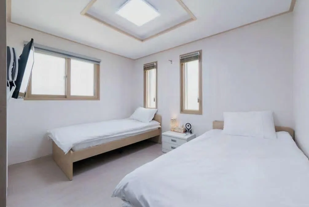 Hub Guest House Incheon South Korea