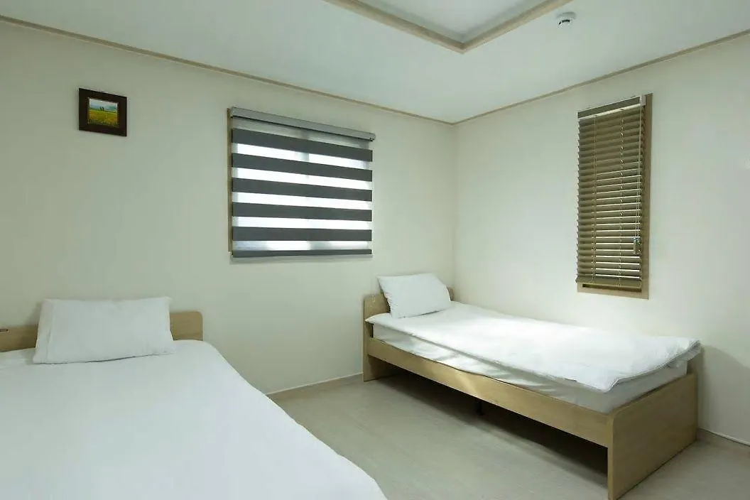 Hub Guest House Incheon