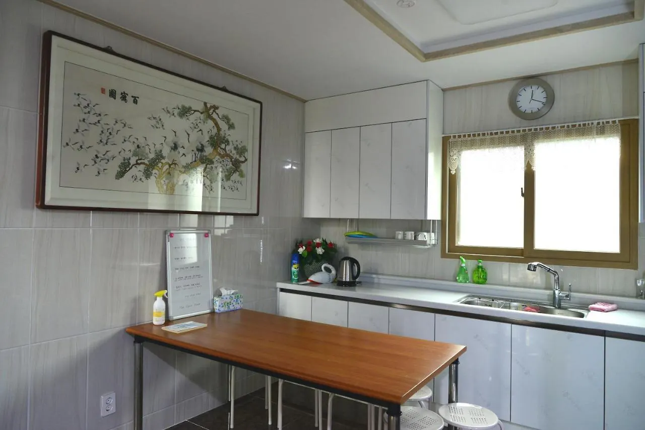 Hub Guest House Incheon